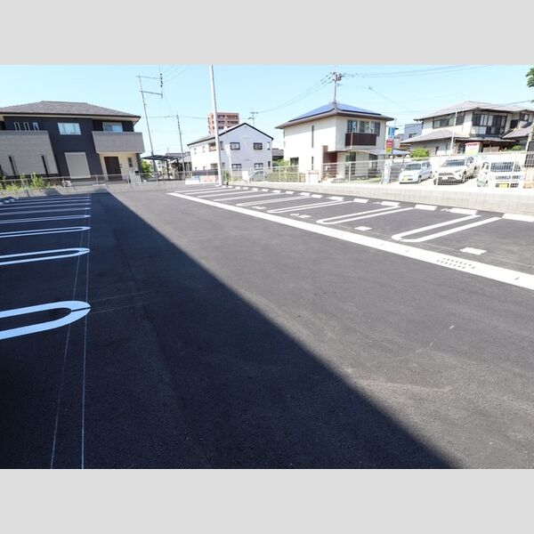 駐車場 (駐車場)