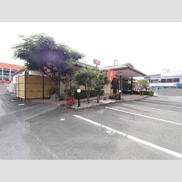 現地周辺 (とんかつ濱かつ熊本白山通り店 322m)