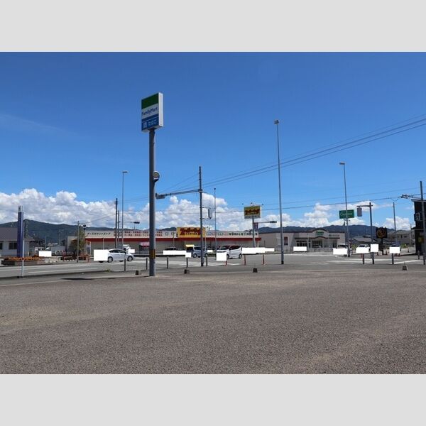 現地周辺 (スーパーキッド古閑中店　380m)