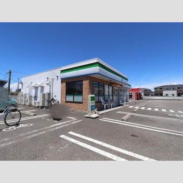 現地周辺 (ファミリーマート八代古閑中町店　383m)