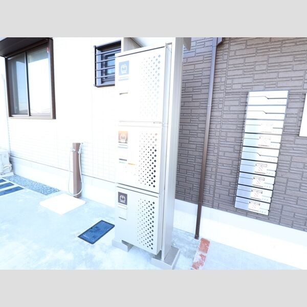 現地周辺 (宅配ボックス)