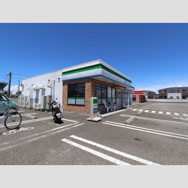 現地周辺 (ファミリーマート八代古閑中町店 357m)