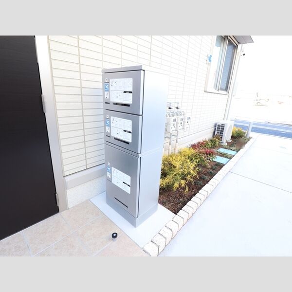 現地周辺 (宅配ボックス)