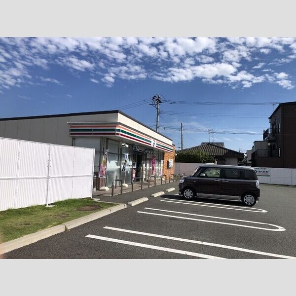 現地周辺 (セブンイレブン熊本秋津2丁目店　617m)