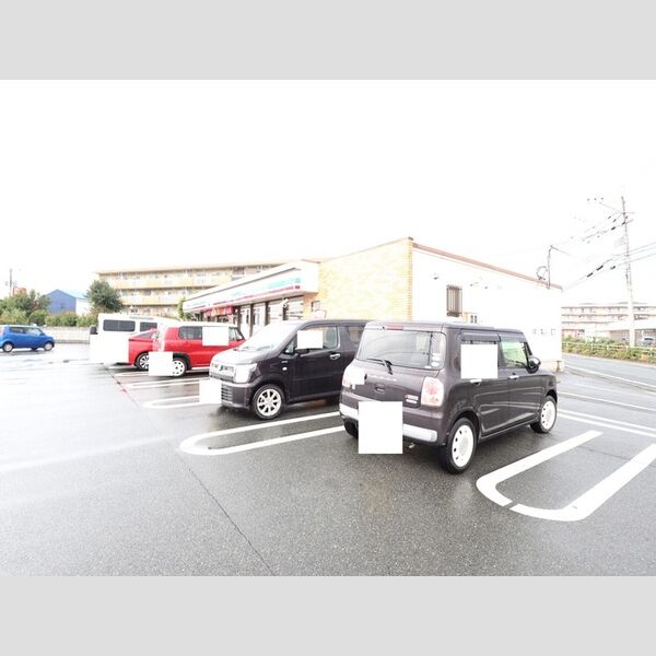 現地周辺 (セブンイレブン熊本空港通り店 541m)