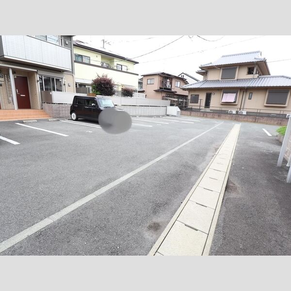 駐車場 (駐車場)