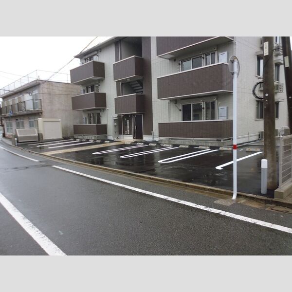 駐車場 (駐車場)