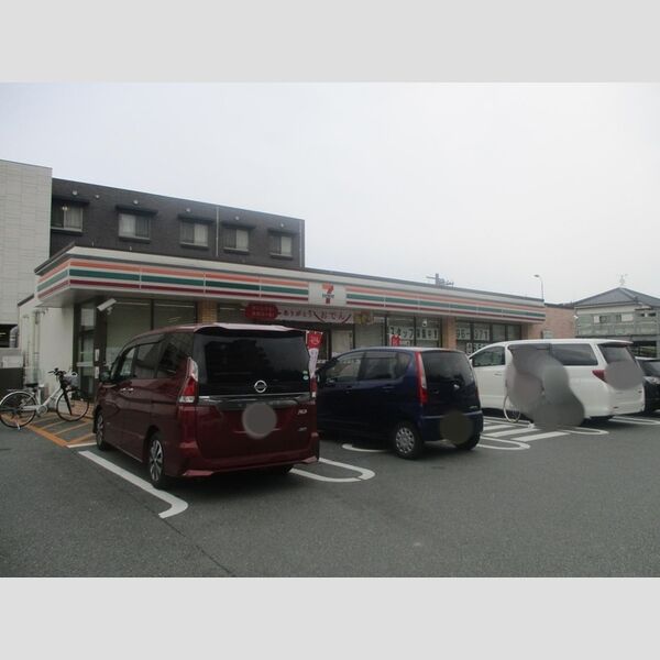 現地周辺 (セブンイレブン熊本本荘5丁目店 401m)