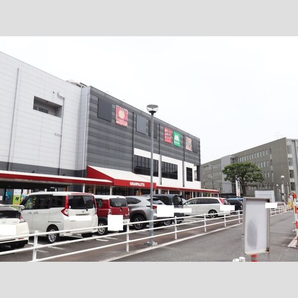 現地周辺 (モスバーガー グランパレッタ熊本店 752m)