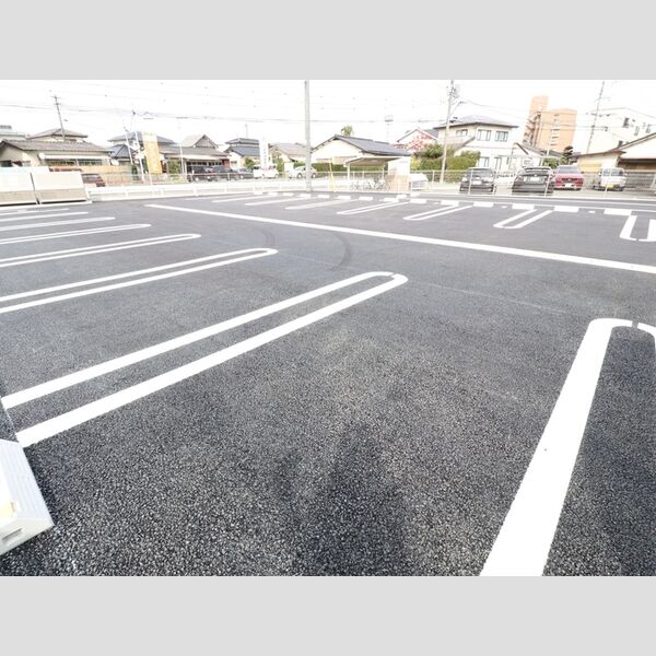 駐車場 (駐車場)