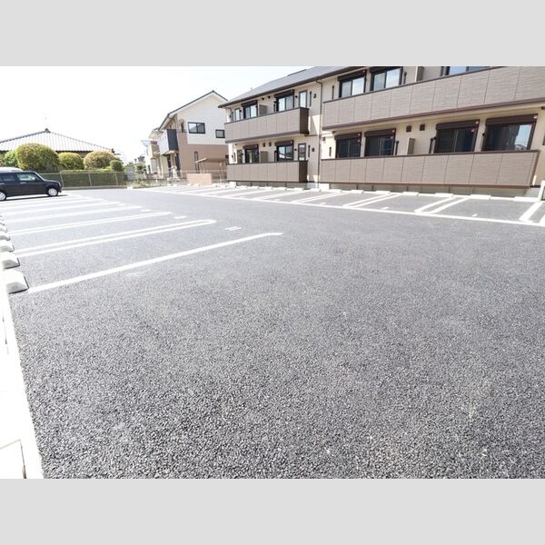 駐車場 (駐車場)
