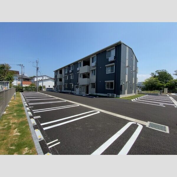駐車場 (駐車場)