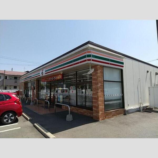 現地周辺 (セブンイレブン熊本横手1丁目店　750m)