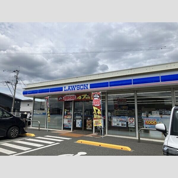 現地周辺 (ローソン熊本戸島西三丁目店　470m)