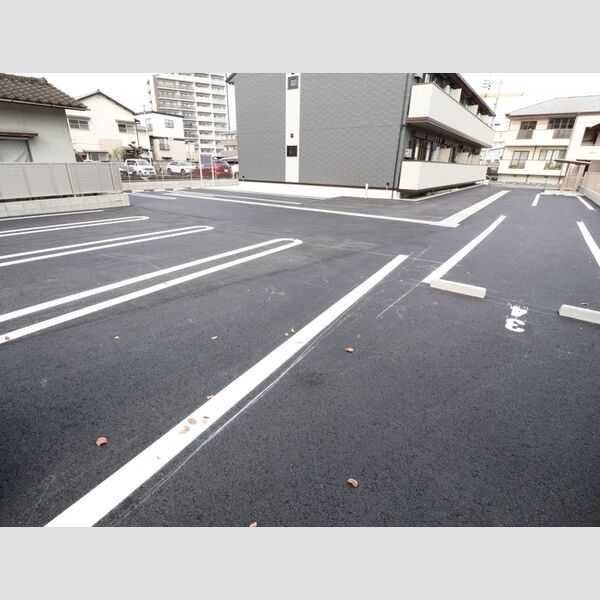 駐車場 (駐車場)