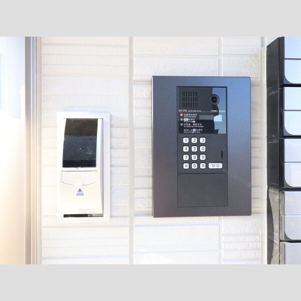 現地周辺 (オートロック)