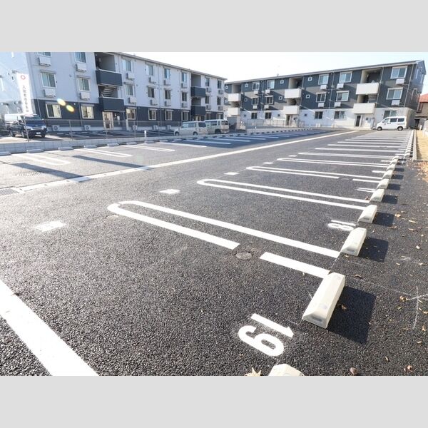 駐車場 (駐車場)