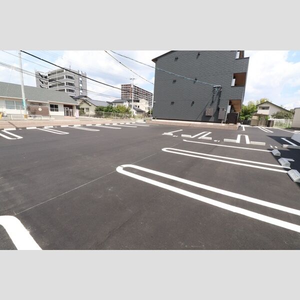 駐車場 (駐車場)