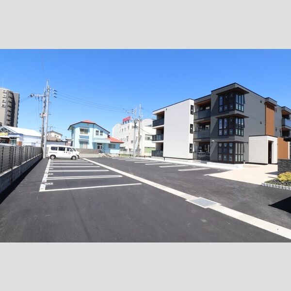 駐車場 (駐車場)