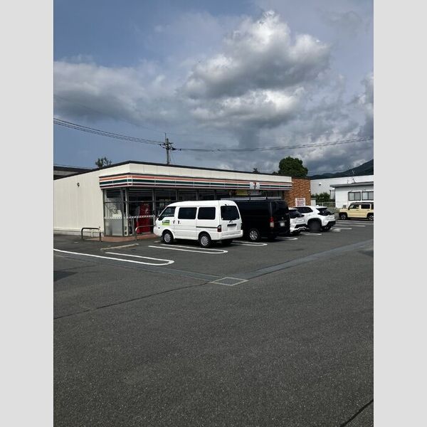 現地周辺 (セブンイレブン八代萩原町1丁目店 1028m)