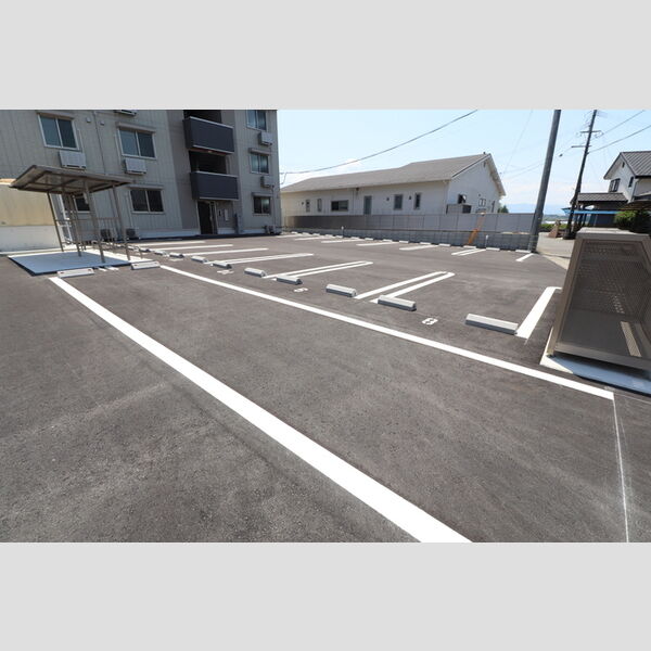 駐車場 (駐車場)