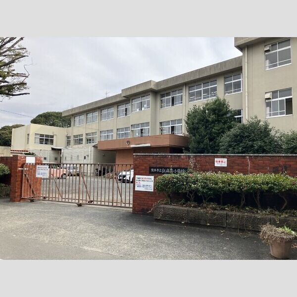 現地周辺 (市立託麻南小学校まで580m)