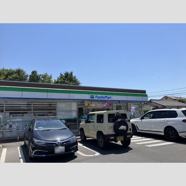 現地周辺 (ファミリーマート熊本国府4丁目店まで340m)