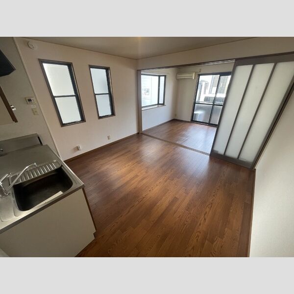 居室・リビング (DK)