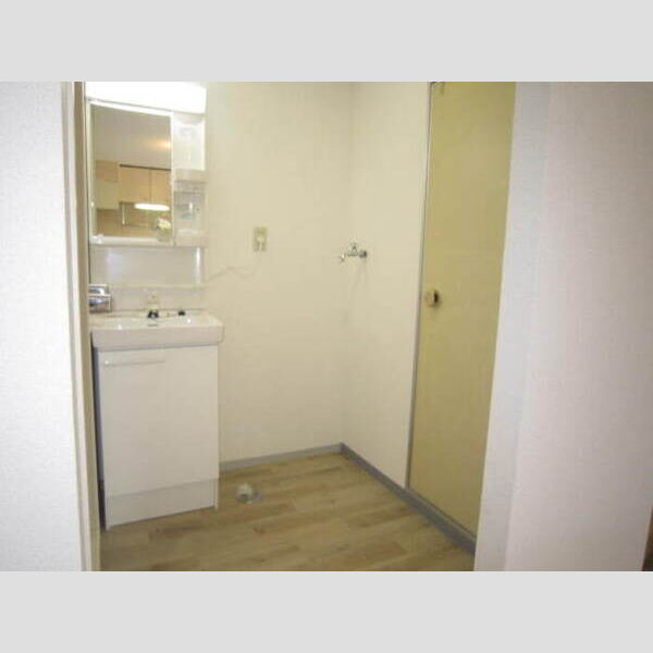 洗面所 (B102　洗面所)