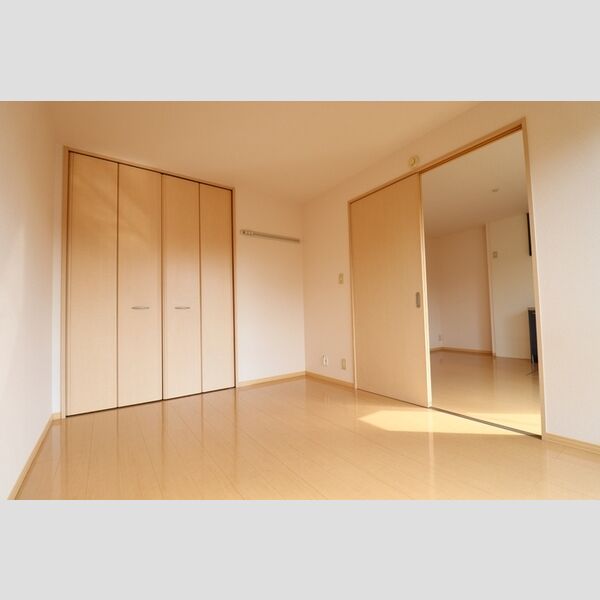 その他 (105洋室)