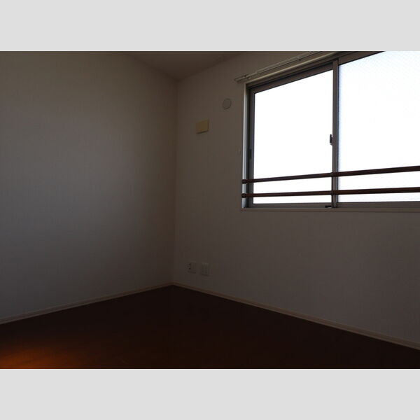 その他 (303 洋室)