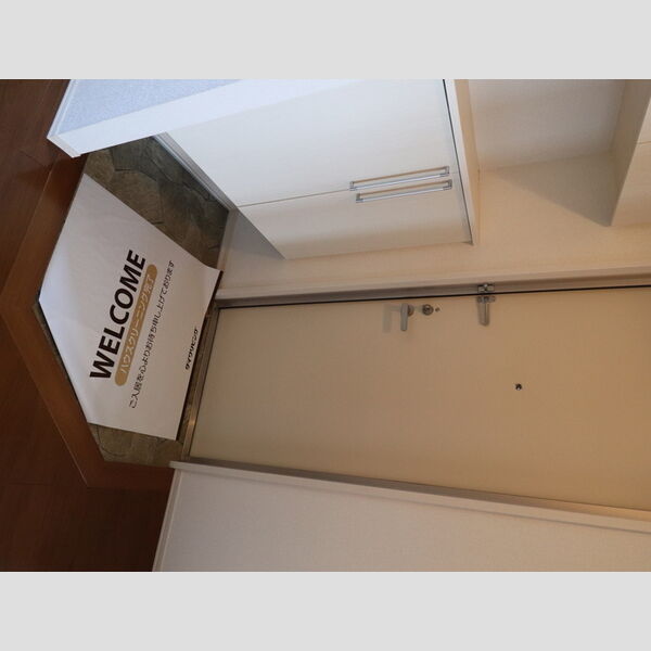 玄関 (303 シューズボックス)