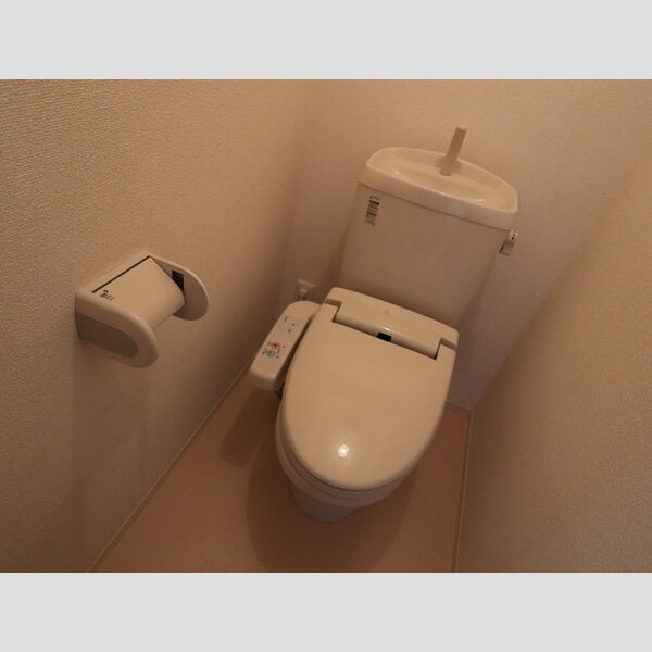 トイレ (303 温水洗浄暖房便座)