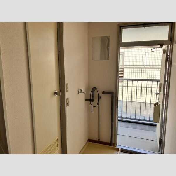 玄関 (207　玄関)