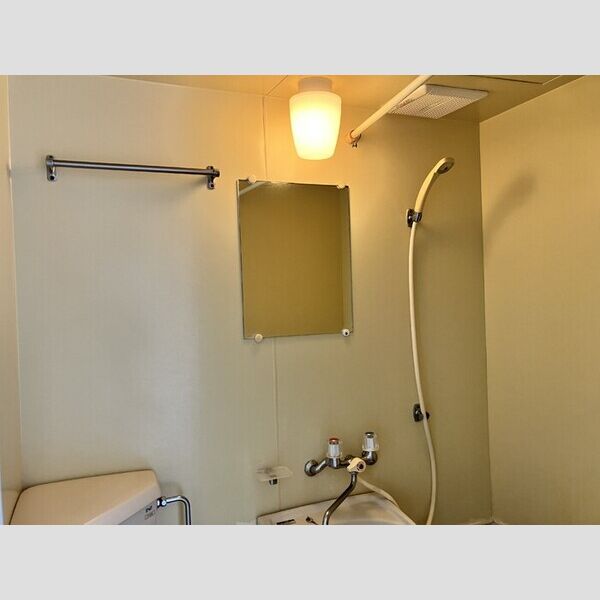 バス (207　浴室)