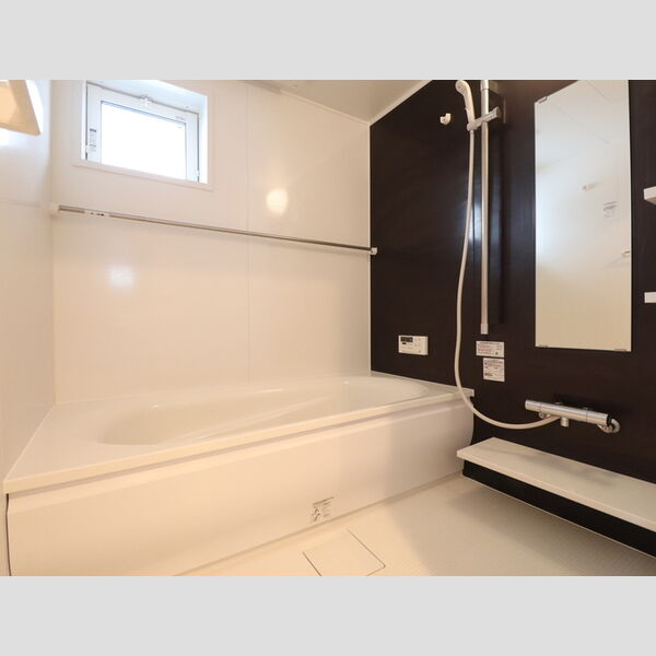 バス (グランシャリオ山ノ神203　バス)