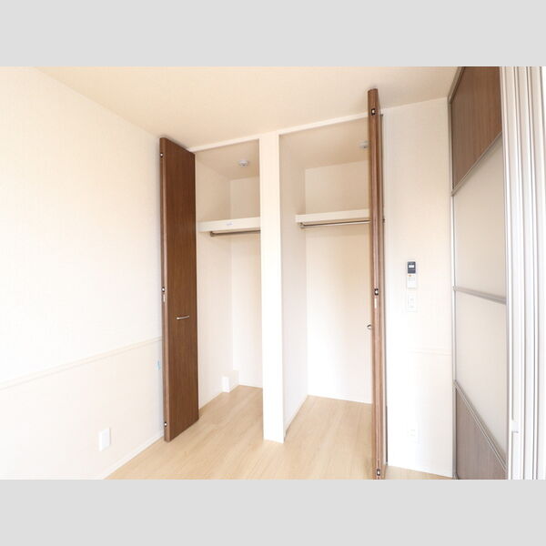 収納 (305　クローゼット)