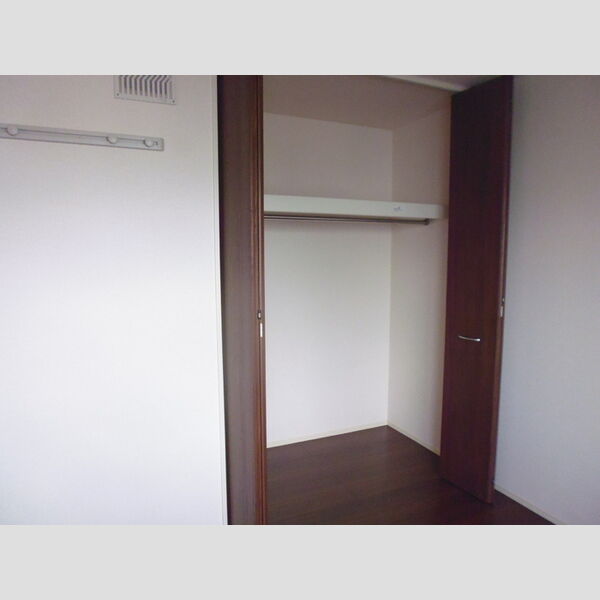 収納 (202　クローゼット)