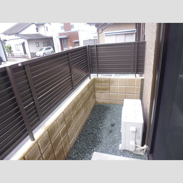 その他 (1 専用庭)