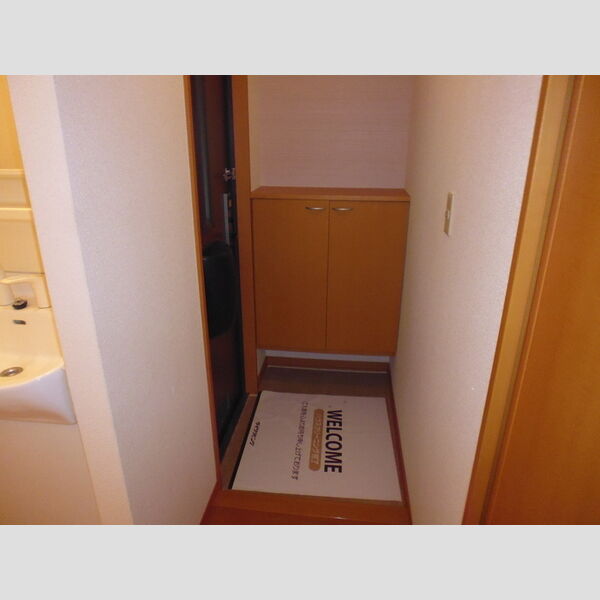 玄関 (202　玄関)