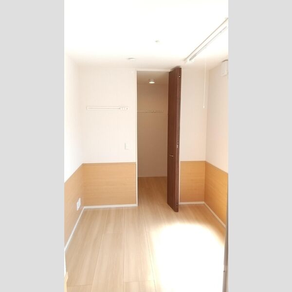 その他 (201　洋室)