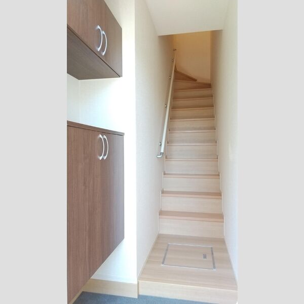 玄関 (201　玄関)