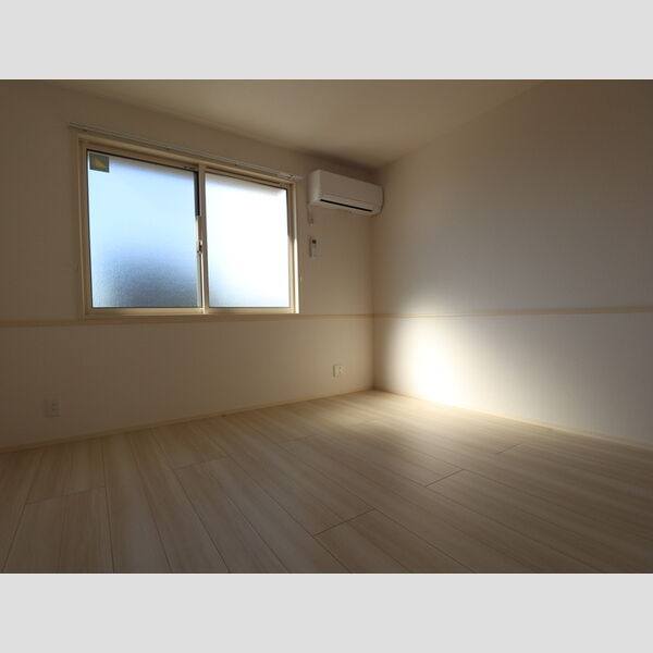 その他 (201　洋室)