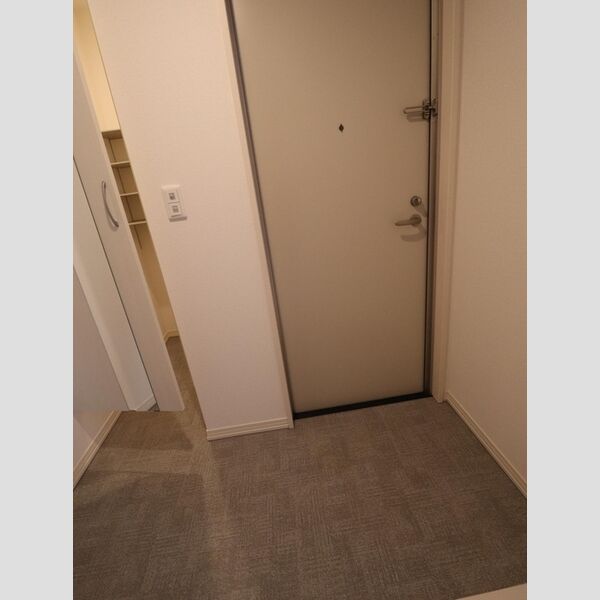 玄関 (201　玄関)