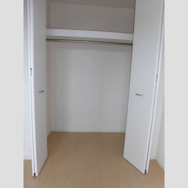 収納 (A305 ウォークインクローゼット)