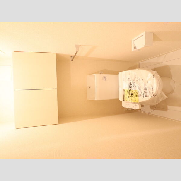 トイレ (305　温水洗浄暖房便座)