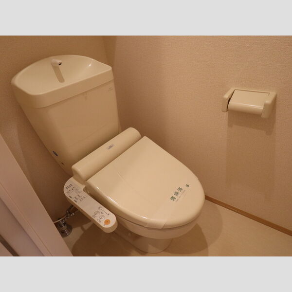 トイレ (202 温水洗浄暖房便座)