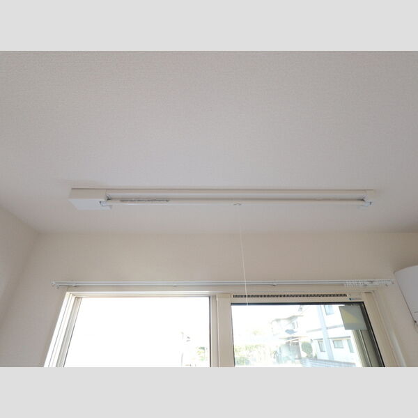 その他 (ウィステリア江津201室内物干し)