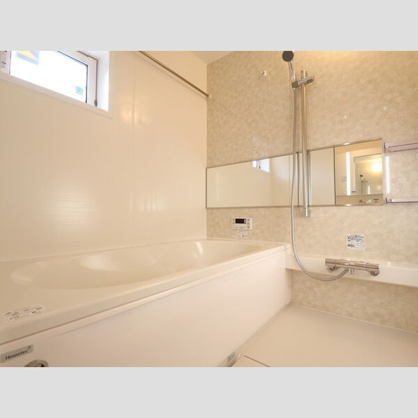 バス (ウィステリア江津201バス)