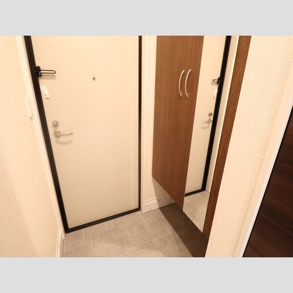 玄関 (B107　玄関)